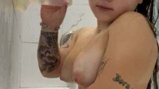 Macksys Midget Sucked Dildo in Bathub – Onlyfans video